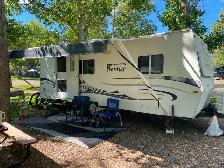 23' Vanguard Frontier Holiday Trailer