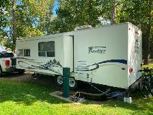 23' Vanguard Frontier Holiday Trailer - Photo 2