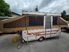 1981 Travel Aire tent trailer $2,400