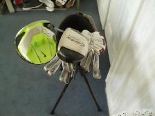 MEN'S R.H. GOLF CLUBS ( WITH TAYLORMADE AND NIKE DRIVERS ) - Photo 3