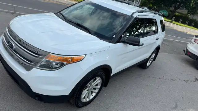 2015 Ford Explorer Base
