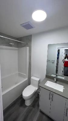 private bedroom for rent - Photo 4