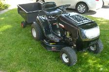 GARDEN WORKS LAWN TRACTOR
