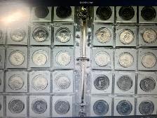 ONE COLLECTABLE 1983 SILVER DOLLAR DINNING ROOM TOKEN IN EDMONTO - Photo 2