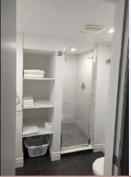 FURNISHED PRIVATE APARTMENT PRIVATE ENTRANCE & PARKING - Photo 9