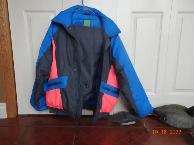 Womens Jacket and Ski Pants