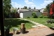 Calgary $519,900.00 Beautifully Up-Graded Home Double Garage - Photo 9
