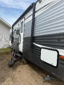 Forest River Avenger 24 foot trailer camper for sale