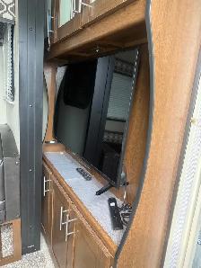 Forest River Avenger 24 foot trailer camper for sale - Photo 5