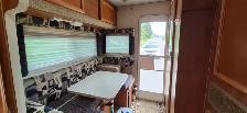 Lance Truck Camper - Photo 3