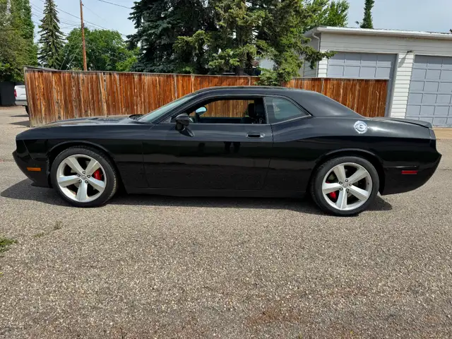 2010 Dodge Challenger SRT8 17,000KMS as new