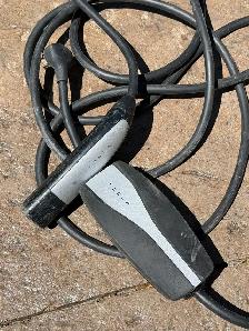 Tesla Mobile Charger at home or on the road charging - Photo 2