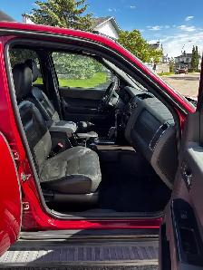 2008 Ford Escape - Photo 5