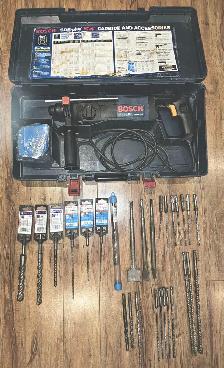 BOSCH BULLDOG SDS ROTARY IMPACT HAMMER DRILL WITH BITS - Photo 2