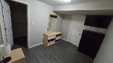 2 Bedroom fully furnished basement - Photo 7
