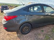 2012 Hyundai Accent - Photo 4