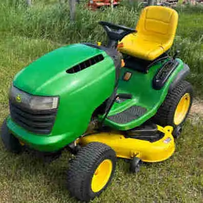 John Deere L120 Riding Mower