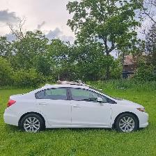 2012 HONDA CIVIC AUTOMATIC, RUNS FLAWLESS, IMPECCABLE, ITS A BEA - Photo 4