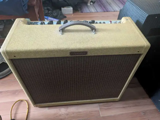 Fender Blues Deville 2-12 mint
