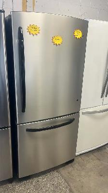 Like New GE 30" Bottom Freezer Refrigerator-30-Day warranty
