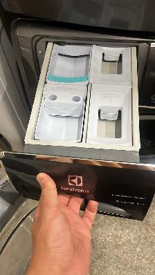 27" Europe Quality Electrolux Stackable Washer&Dryer Set - Photo 4