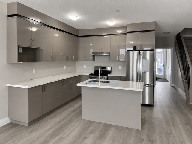 KEYSTONE TRL WELLAND FOR RENT $2,350.00