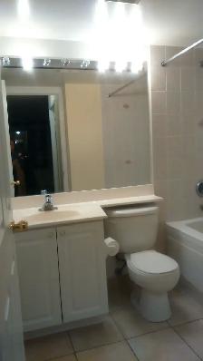 Yonge and Empress Condo for rent, direct subway access - Photo 6