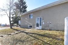 3 Bedrooms 1 Bath Legalized Suite for Rent $1300 - Photo 8