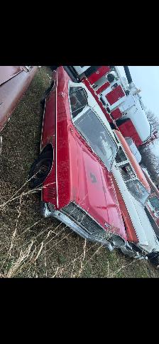 1868. Ford XL Convertable.   390 4 Barrel - Photo 2