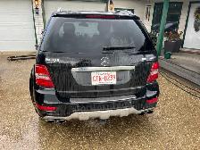 2011 Mercedes ML63 AMG - Photo 2