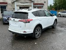 2016 Toyota RAV4 LE - Photo 5