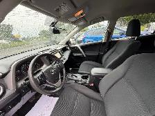 2016 Toyota RAV4 LE - Photo 10