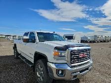 2017 GMC Sierra 3500HD - Photo 2