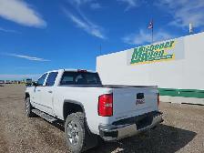 2017 GMC Sierra 3500HD - Photo 3