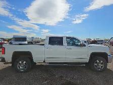 2017 GMC Sierra 3500HD - Photo 7