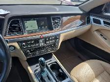 2015 Hyundai Genesis - Photo 12