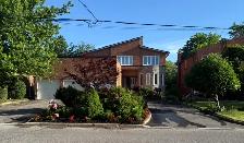 Private room for rent with extra storage room in Richmond hill - Photo 5