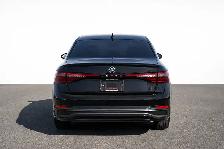 2025 Volkswagen Jetta Comfortline, Sunroof, Alloys, Adaptive Cru - Photo 2