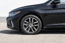 2025 Volkswagen Jetta Comfortline, Sunroof, Alloys, Adaptive Cru - Photo 8
