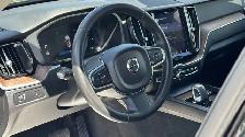 2022 Volvo XC60 B5 Momentum Advanced Safety Technology |Premium - Photo 6