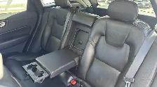 2022 Volvo XC60 B5 Momentum Advanced Safety Technology |Premium - Photo 9