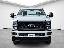 2026 Ford F-350 - Photo 3