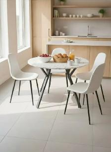 Special offer on stylish dinning set