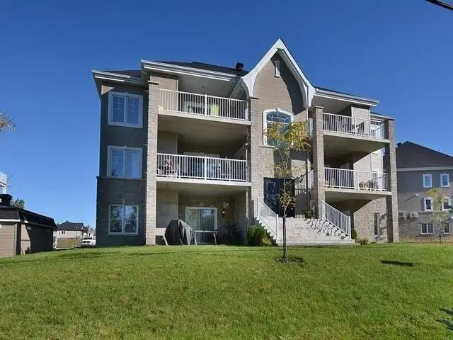 Magnifique condo Excellent rapport qualité-prix .Laurentides