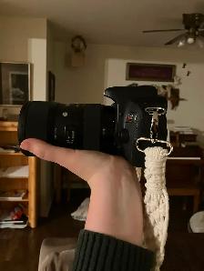 Canon T7i with Kit Lens - Photo 2