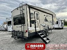2020 FOREST RIVER FLAGSTAFF 524LWS Fifth Wheel - Photo 4