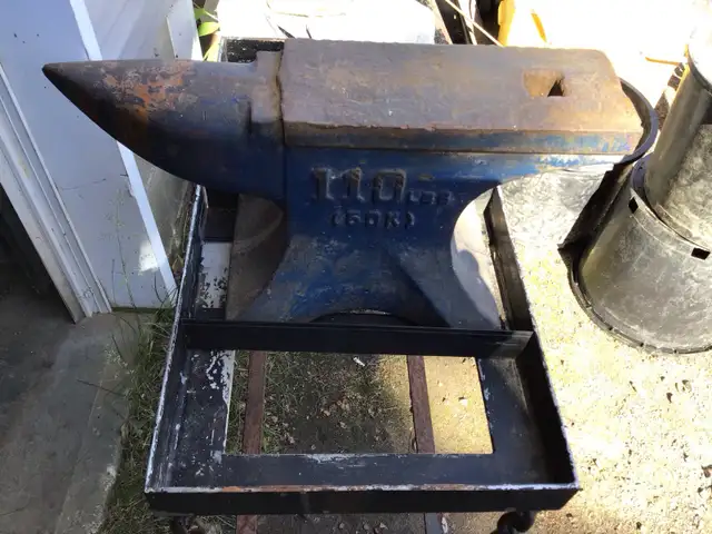Older anvil good condition.