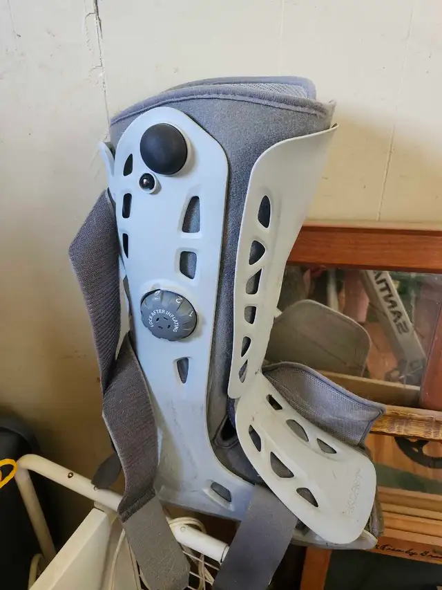 large air cast