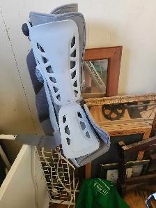 large air cast - Photo 2