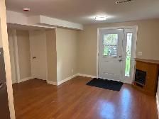 1 bedroom 1 bath lower level private walkout 342westvalewaterloo - Photo 2